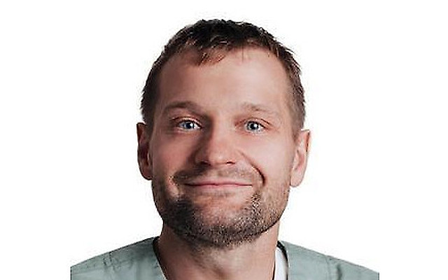 Николаев Антон Валерьевич